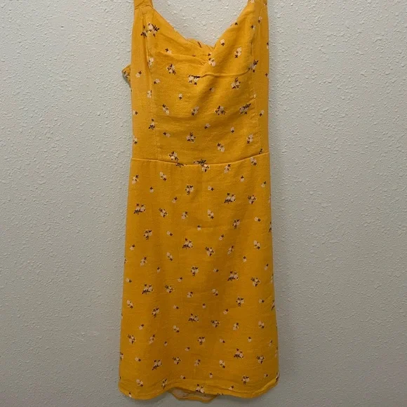 yellow floral hollister mini dress - Picture 3 of 5